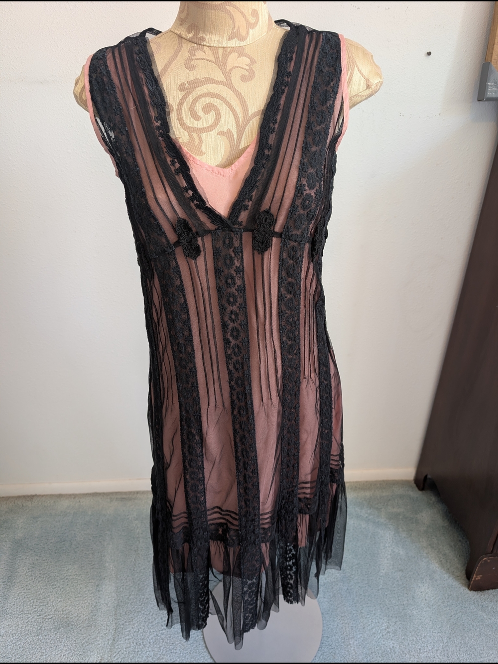 Sleeveless Lace Overlay Slip Dress in Dusty Rose and Black